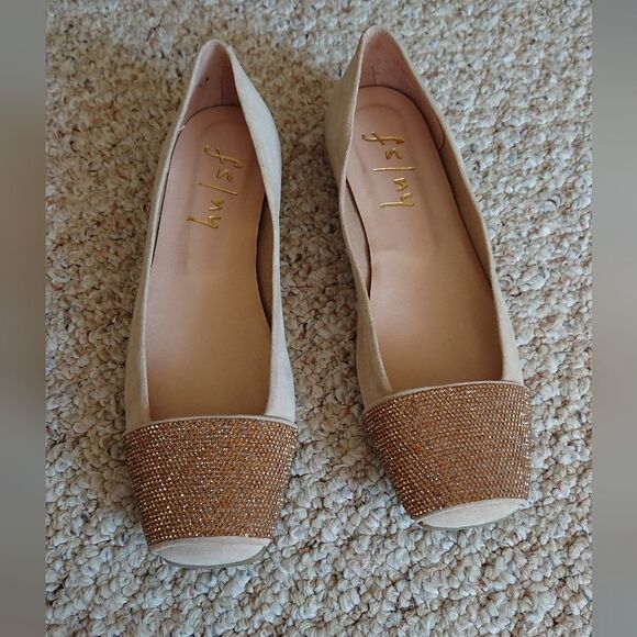 French Sole Via Ballet Flat with bling crystals in Beige size 7B - Picture 2 of 14